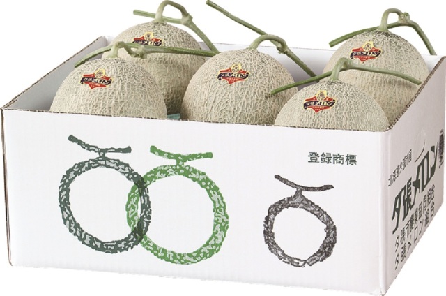 夕張メロン　優品　５玉入（１玉／約１．６ｋｇ）　【００５】