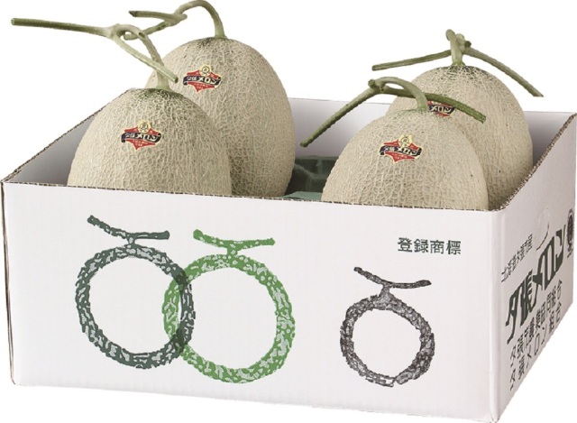 夕張メロン　良品　４玉入（１玉／約２ｋｇ）　　【００８】