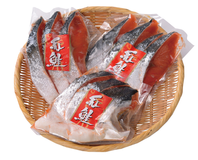 【早期割引商品】原料原産地名；ロシア　熟成甘口紅鮭切身　【０７１】