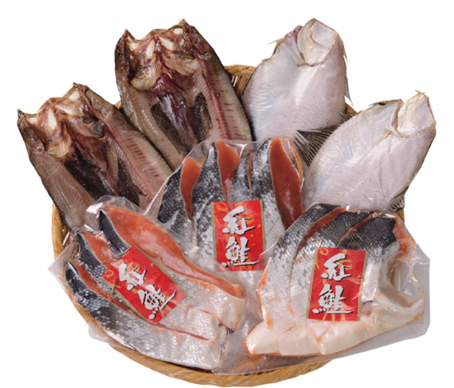 熟成紅鮭と干し魚セット　【０７３】