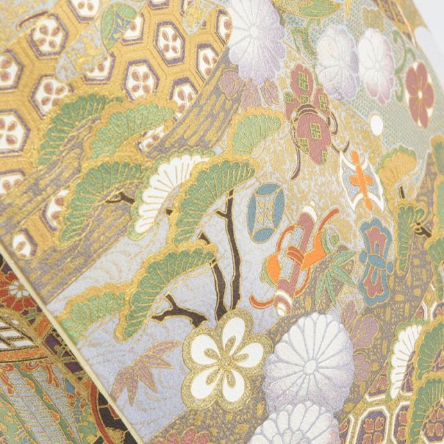 色留袖商品画像