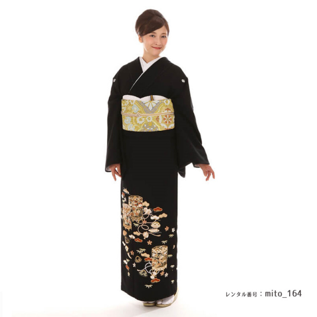 黒留袖 宝尽くし 作家もの（1213］黒留袖 美品 作家物 落款有 比翼付 