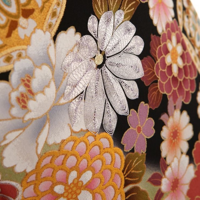 色留袖 熨斗に花柄模様 松 金彩 KK-2040 色留袖 熨斗に花柄模様 松 金彩 KK-2040