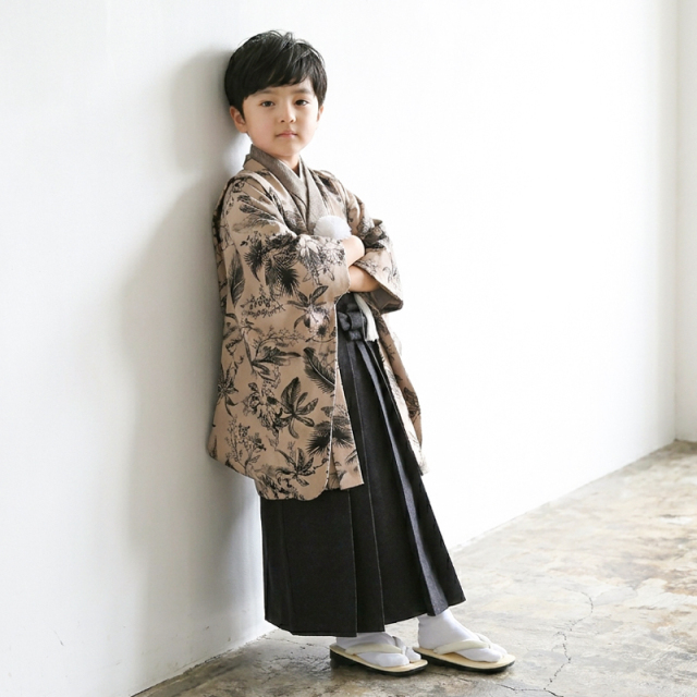 5歳男の子羽織袴着物モデル画像