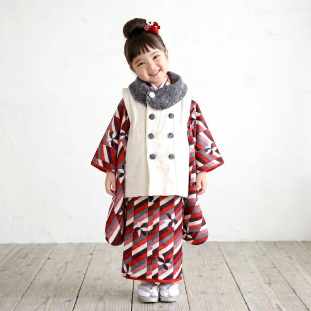 七五三レンタル着物3歳女の子モデル画像