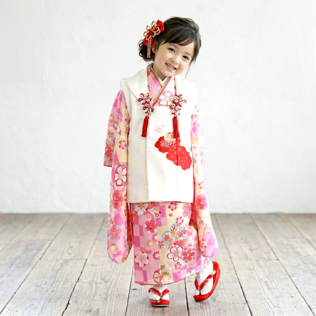 七五三レンタル着物3歳女の子モデル画像