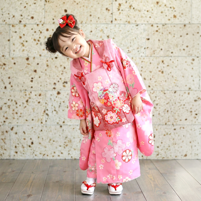 七五三レンタル着物3歳女の子モデル画像