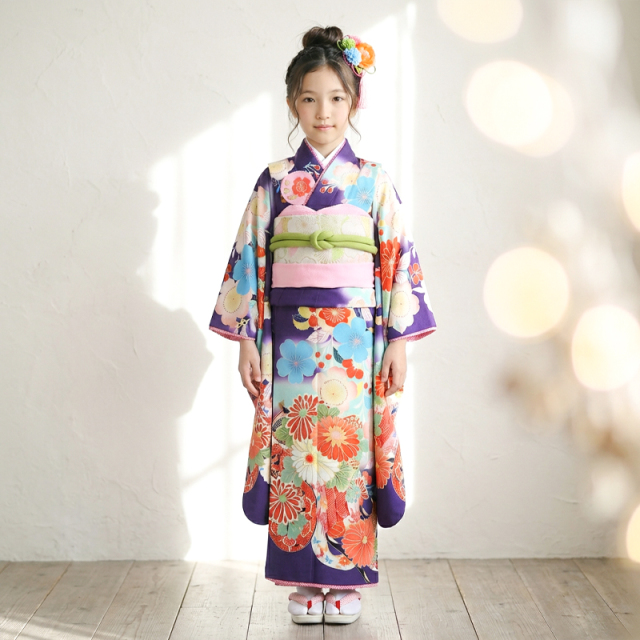 乙葉】古典文様を用いた、愛らしく清楚な装いでお祝いを｜着物レンタル