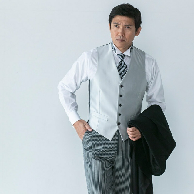 ゼニアモーニングを着たモデル