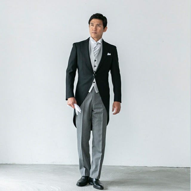 ゼニアモーニングを着たモデル