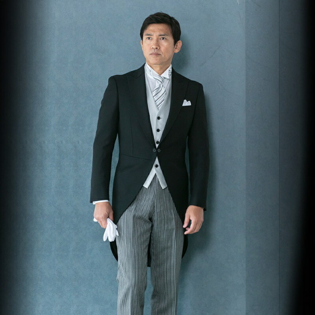 ゼニアモーニングを着たモデル