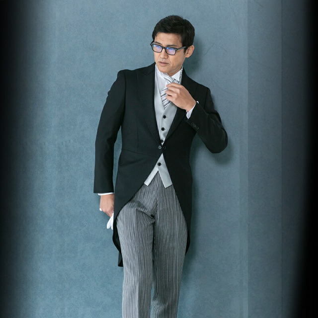 ゼニアモーニングを着たモデル