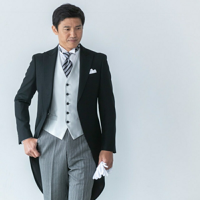 ゼニアモーニングを着たモデル