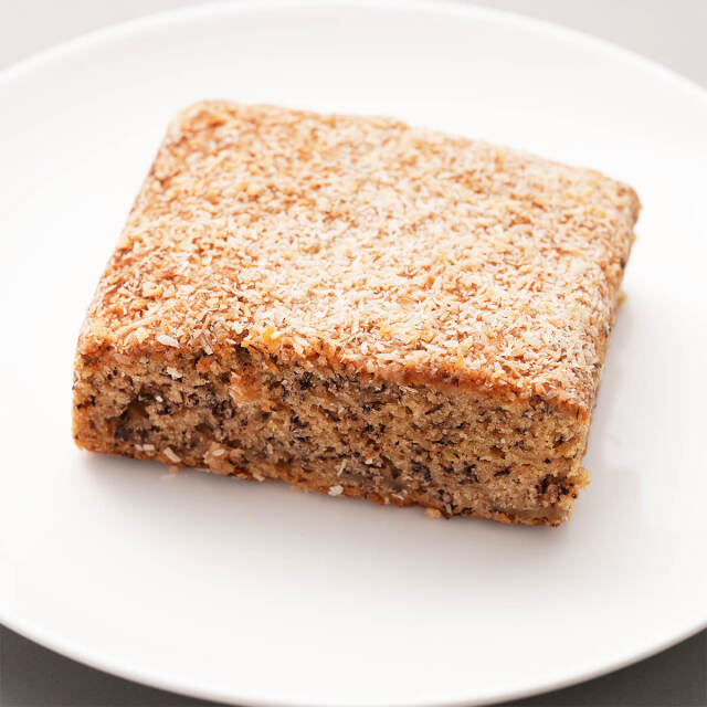 ハイティーケーキセット（バナナブレッド）