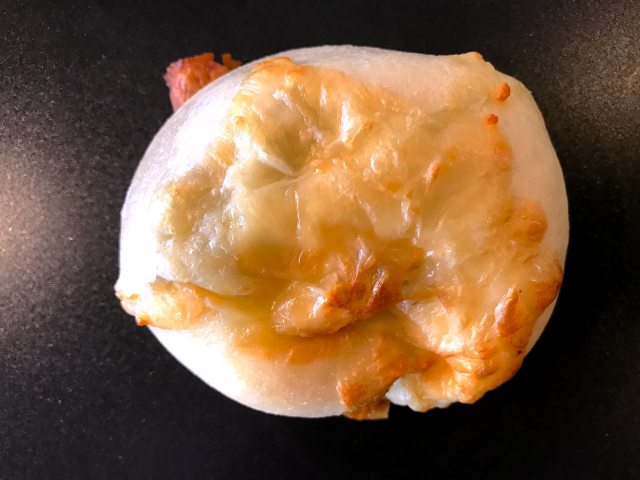 【焼きたて冷凍】単品ベーグル「バジルソーセージ×２個」