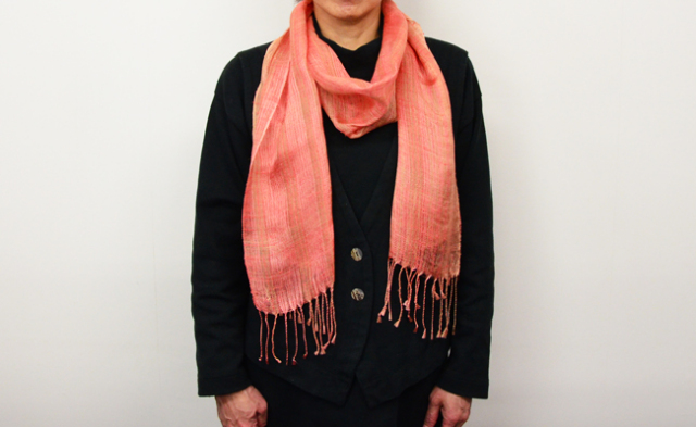 うさと 手織り 天然草木染 藍染め 大判 チェック フリンジ ストール 藍染・草木染手織り ストール（各種）| <遠野市場> 岩手の名産