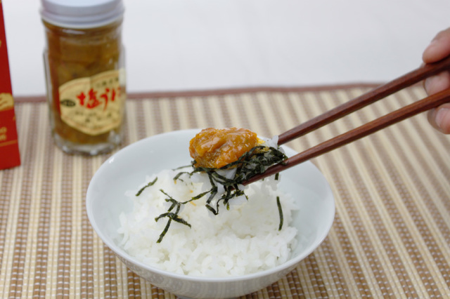 ■最安値！美味！特上塩うに1本1990円送料無料！10本19900円！ 甘口 塩うに 110g（箱入）| <遠野市場> 岩手の名産 通販ショップ