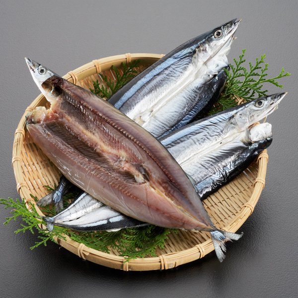 とれとれ市場オンラインショップ 灰干さんま開き 3尾入 とれとれ市場オンラインショップ 灰干さんま開き 3尾入