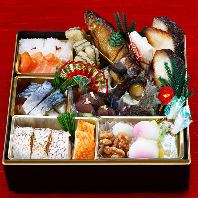 とれとれ市場謹製 おせち料理「雅」 4～5人前 ※近畿地区（滋賀県・京都