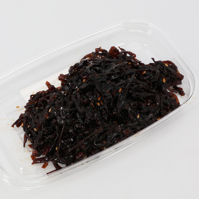 唐辛子がきいたやみつきの旨辛昆布