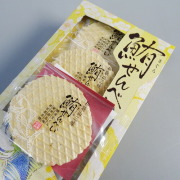 鮪せんべい（中身）