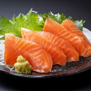 サーモン　生食用　（約200g短冊）クール冷凍便　※お届け日指定不可　※包装不可商品