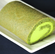 鎧塚俊彦 低糖質ロールケーキ（抹茶）