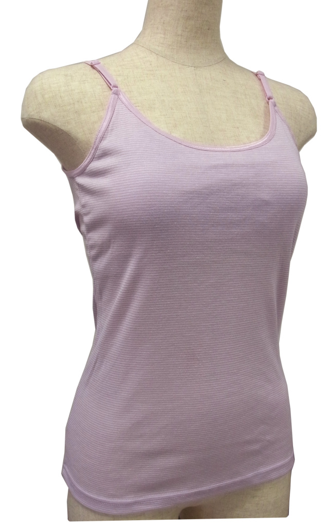 カップ付きキャミソール 締め付けなし