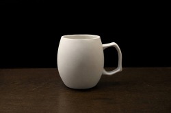 【Upcycled】Neo Clayマグカップ（アイボリー）