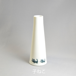 有田焼　一輪挿し（子ねこ）