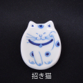 有田焼　ネコの箸置き（招き鈴）