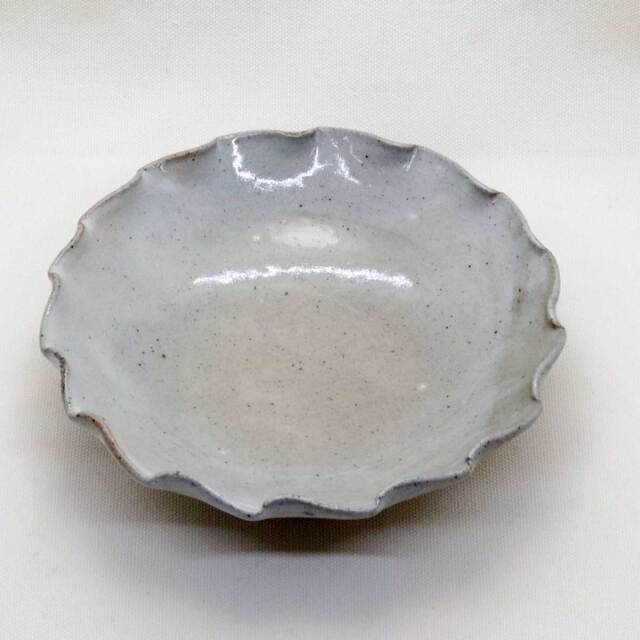 唐津焼 粉引 波渕 六寸 深皿 日の峰窯