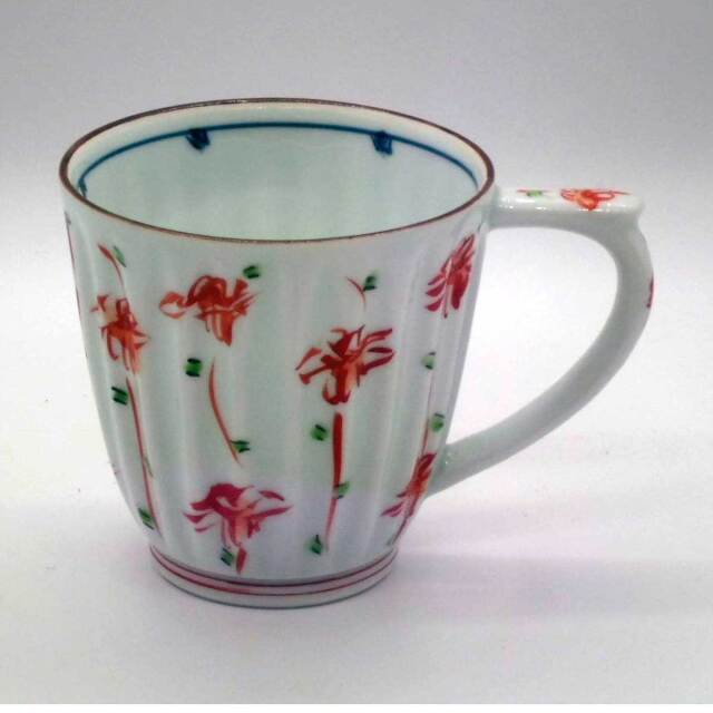 有田焼 色絵 しだれ菊 マグカップ 赤