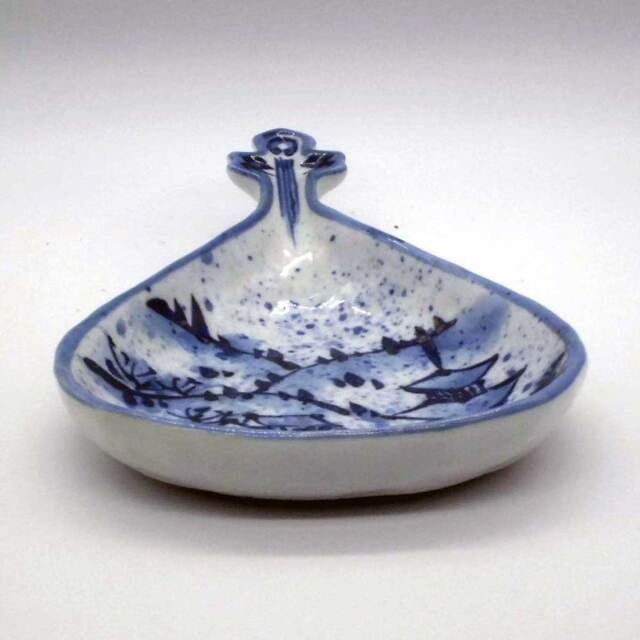 有田焼　染付　釣り　山水　小鉢　小付　デザートカップ　波型　舟　聖秋 有田焼 染付 釣り 山水 小鉢 小付 デザートカップ 波型 舟 聖秋