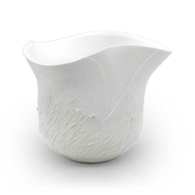 白磁 氷雪の華 花器 松尾博之作