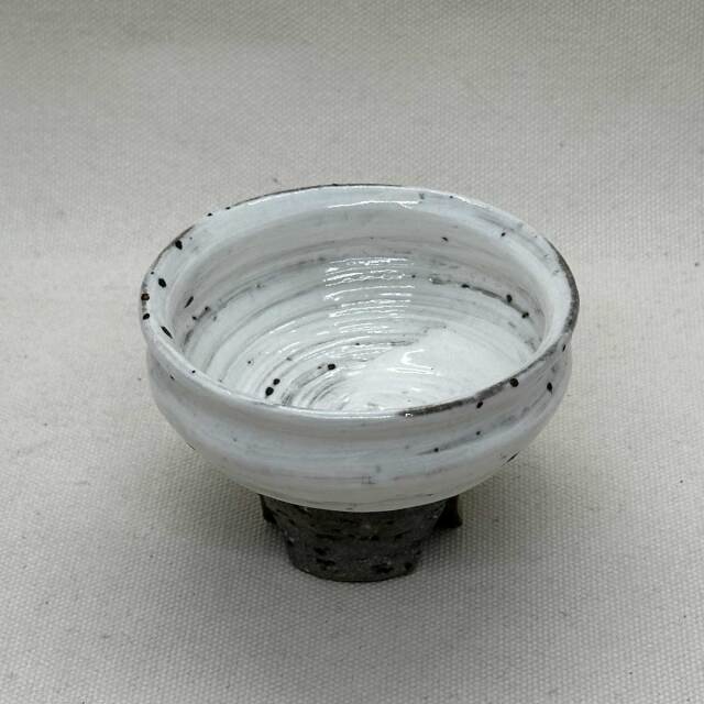 黄みかげ白刷毛馬上杯
