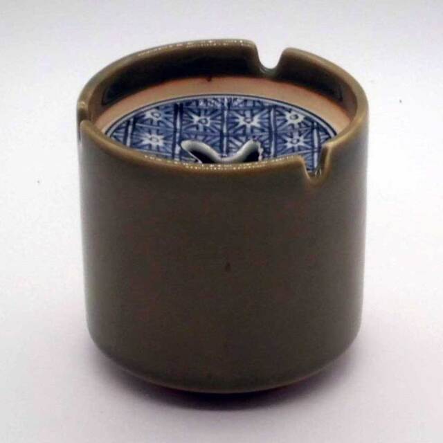 有田焼 精磁 染付 筒型 灰皿 木受け皿付き