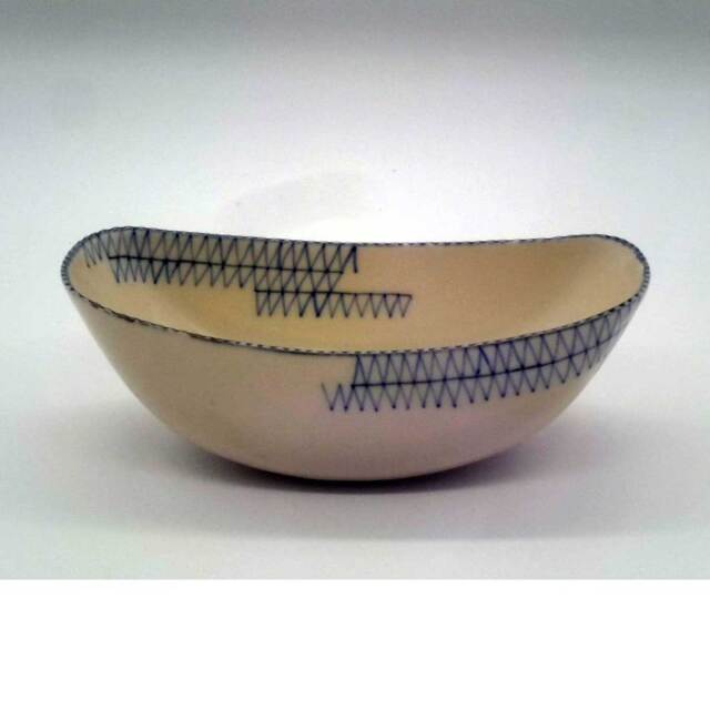 有田焼 船型 網紋 向付