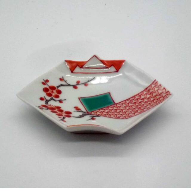 有田焼 赤絵 錦地紋 梅 折紙型 手塩皿