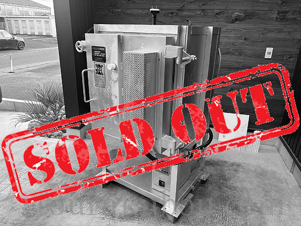 【中古】シンリュウ 電気窯『MKF-10 マイキルン 』　2009年製　単相 200V　※還元仕様（売約済×）