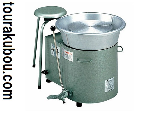 グット電機 電動ろくろ TP-1型 ドベ受け付 専用椅子付 カメ板Φ30cm1枚サービス 本格 1年保証