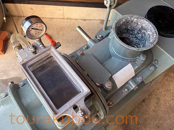 中古】新柳北信 たちばなの真空土練機 ステンレススクリュー TA-S1型