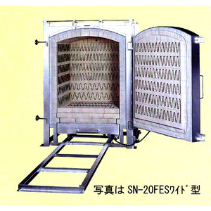 シャトル式電気陶芸窯　ワイドタイプ　20FESKワイド（還元仕様）
