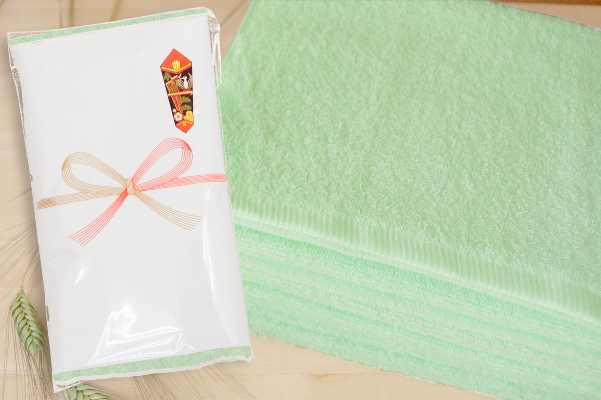 グリーン若草色タオル　ポリ袋入り