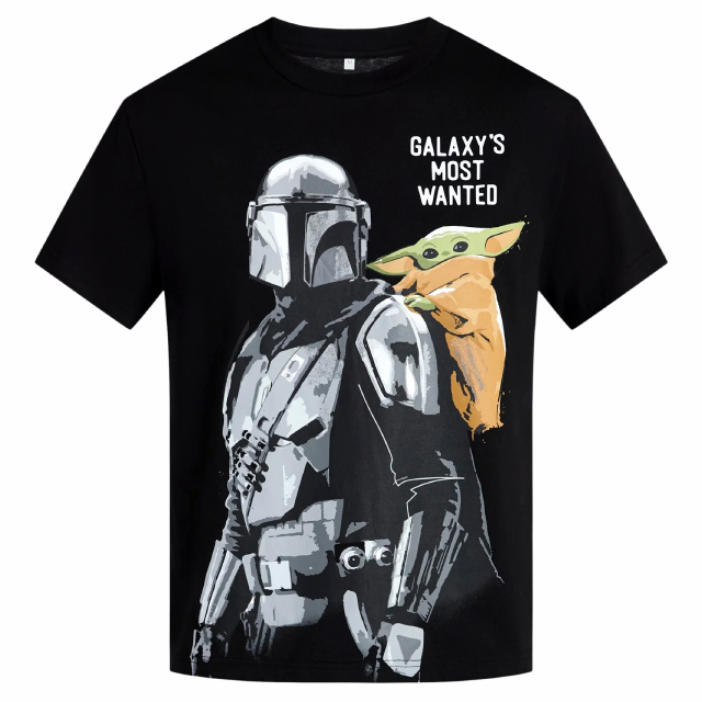 スター・ウォーズ / ザ・マンダロリアン  “ギャラクシーズ・モスト・ウォンテッド” マンダロリアン&グローグー Tシャツ