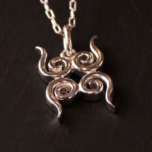 アイヌ文様ネックレス - sirokani-pe (シロカニぺ）銀の滴 | アイヌ