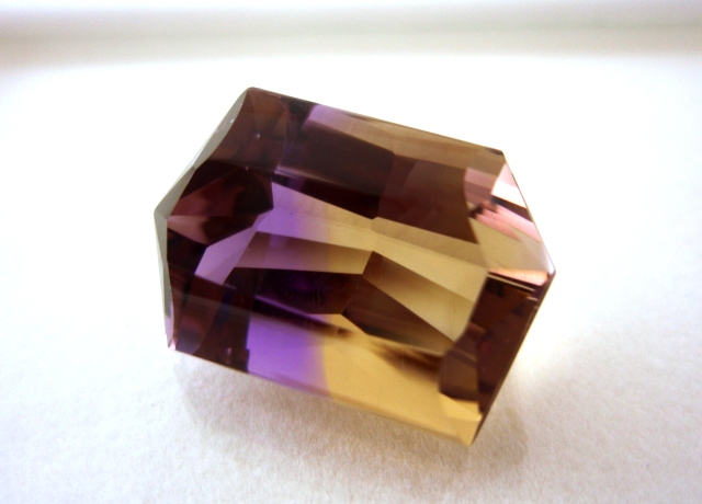ブラジル産アメトリン☆ファンシー19ｘ13☆17.47ct.