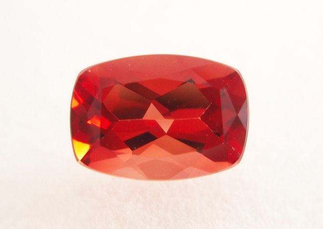 【規格サイズ】≪クッションカット（CU)７ｘ５ｍｍ≫コンゴ産　アンデシン　約０．６５カラット