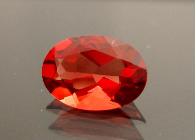 【規格サイズ】≪オーバル（OV)７ｘ５ｍｍ≫コンゴ産　アンデシン　約０．６５カラット