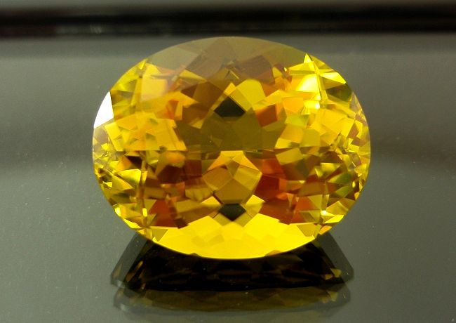 ザンビア産ゴールデントルマリン☆オーバル15x12mm☆9.81ct.